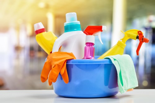 Deep cleaning a modern Chelsea apartment kitchen